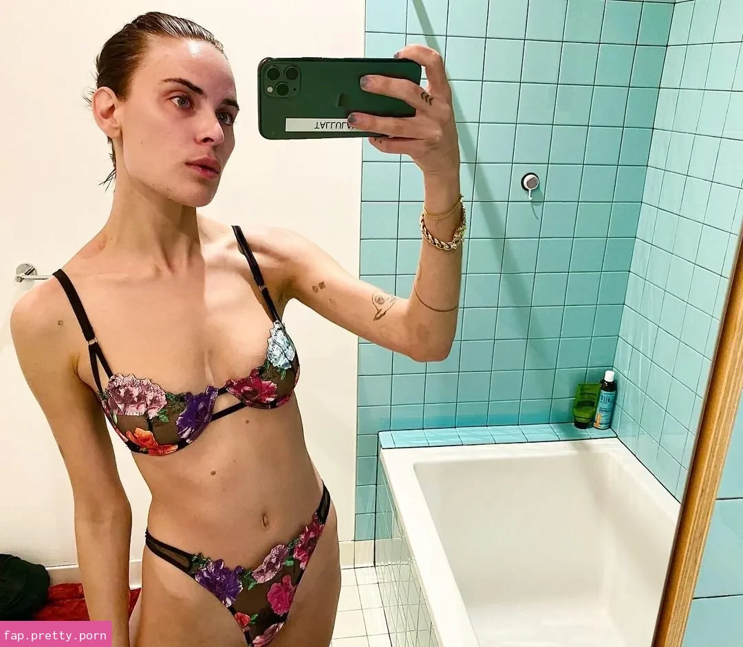 Tallulah Willis - Photo #12