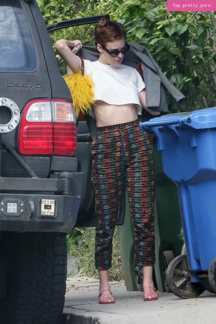Tallulah Willis - Photo #20