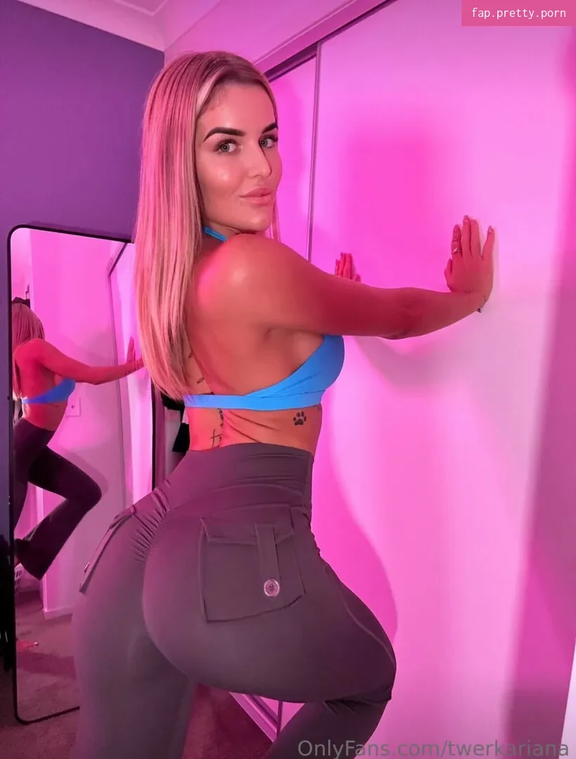 twerkariana - Photo #05