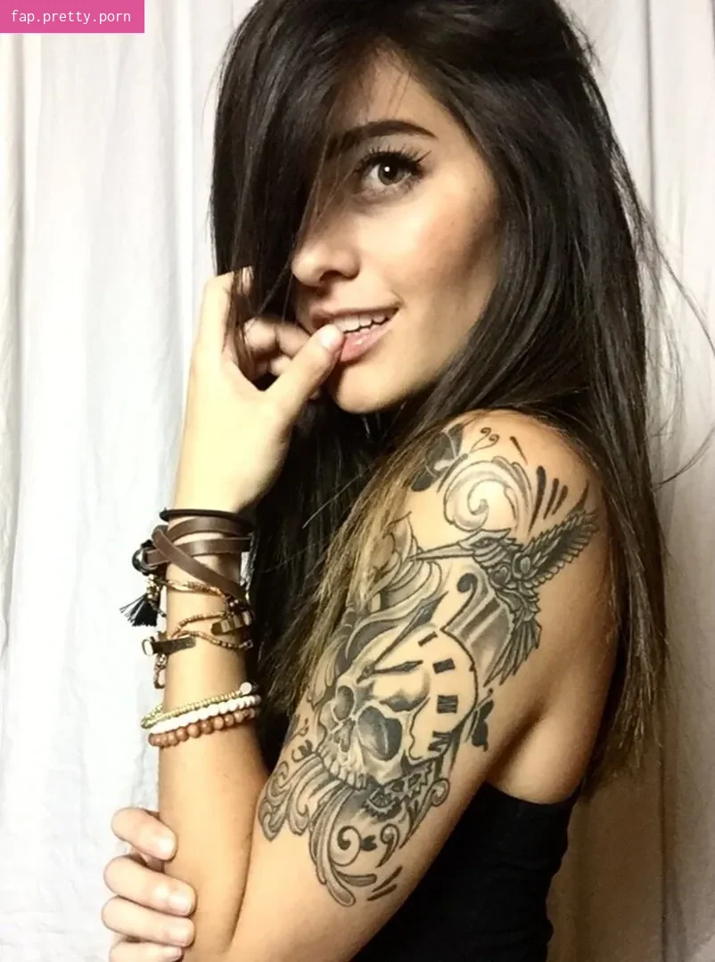 twomgovercsquared - Photo #01