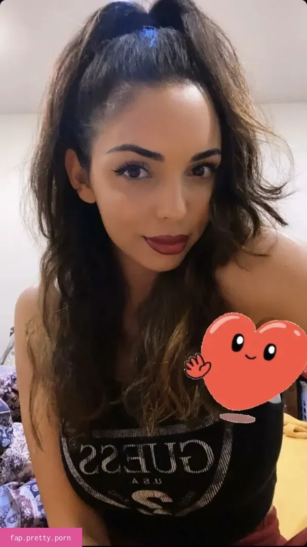 Tara Yazdi - Photo #72