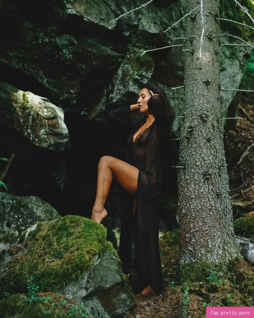 Thais-Yoga - Photo #26