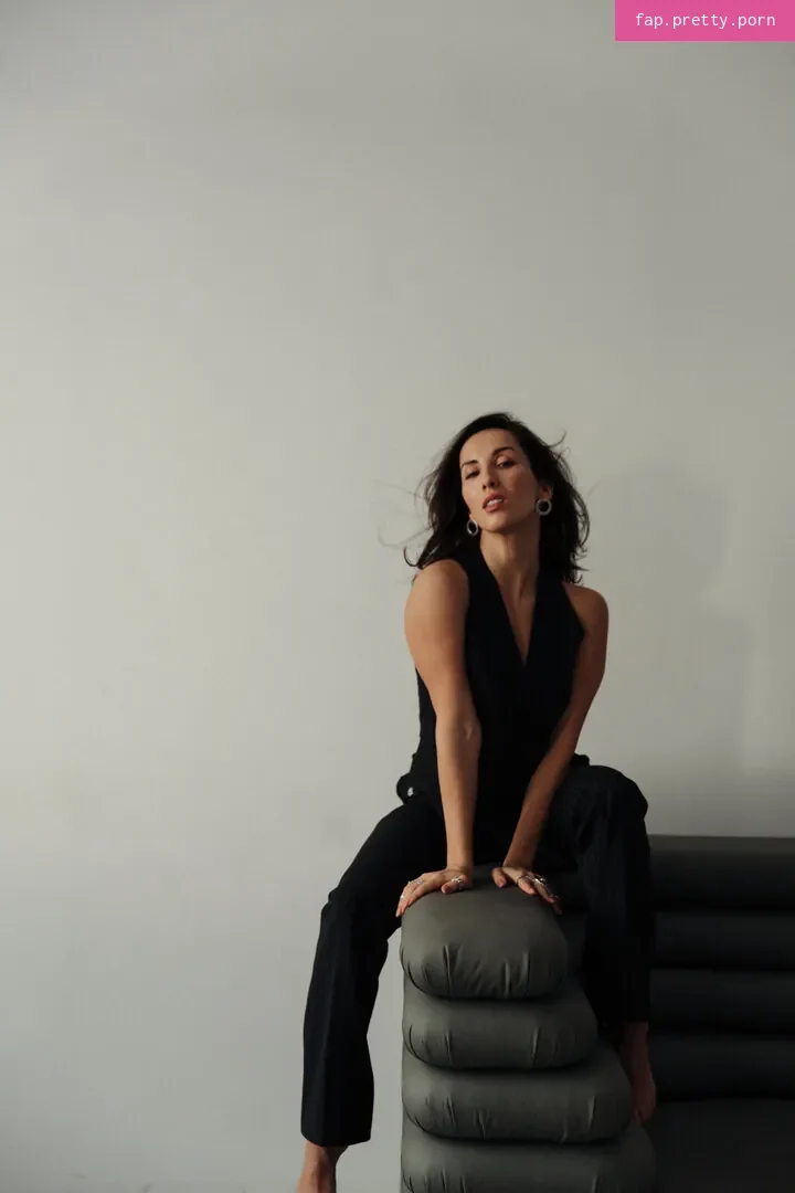 Thais-Yoga - Photo #53