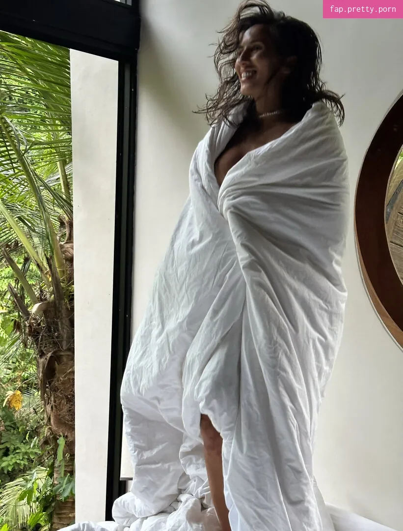 Thais-Yoga - Photo #83