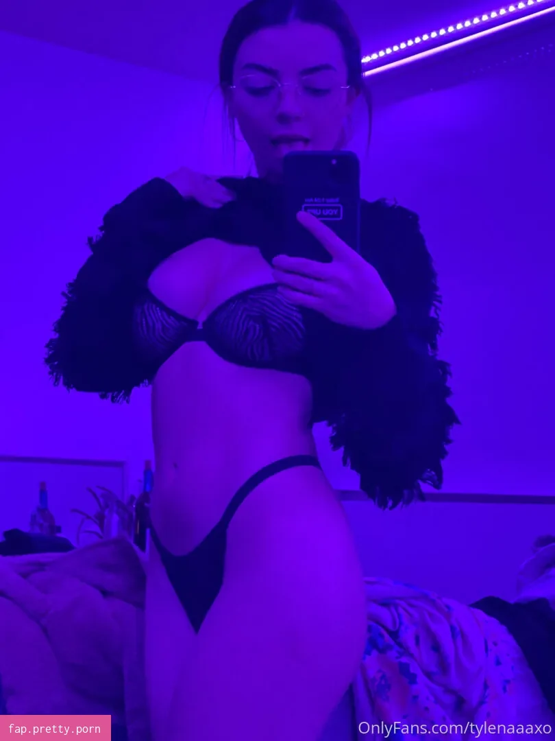 Tylenaaa - Photo #18