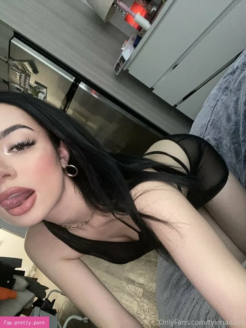 Tylenaaa - Photo #21