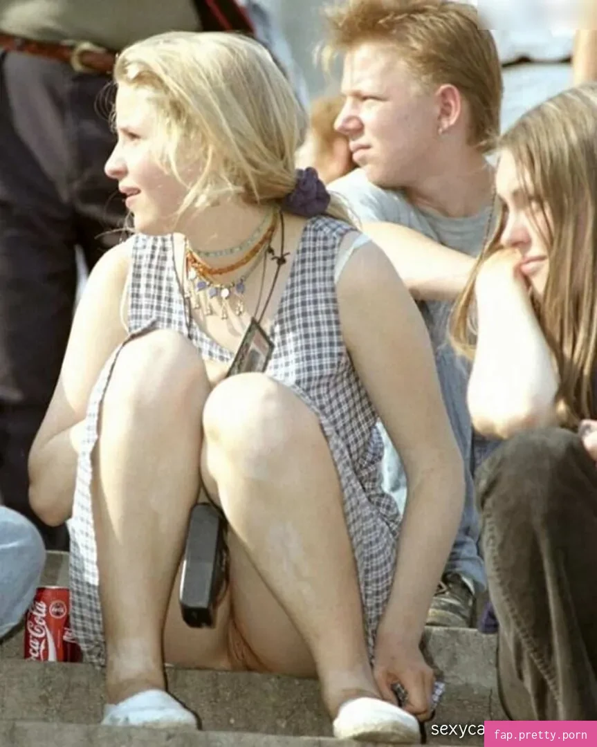 Upskirt - Candies - Photo #13