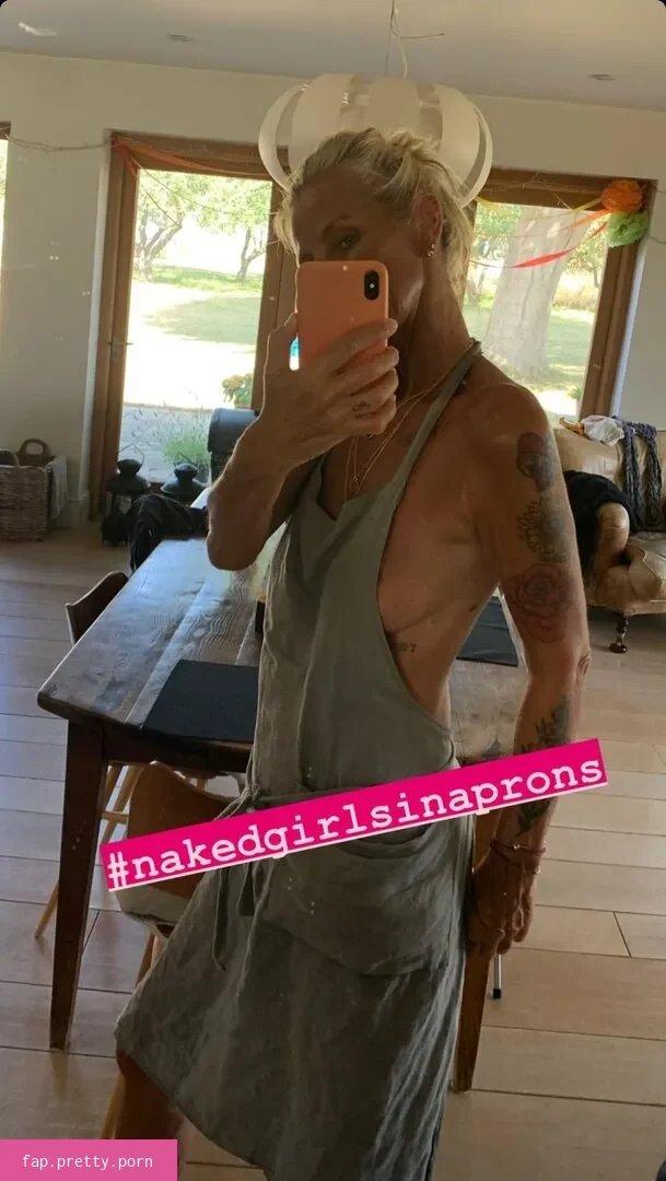 Ulrika Jonsson - Photo #14