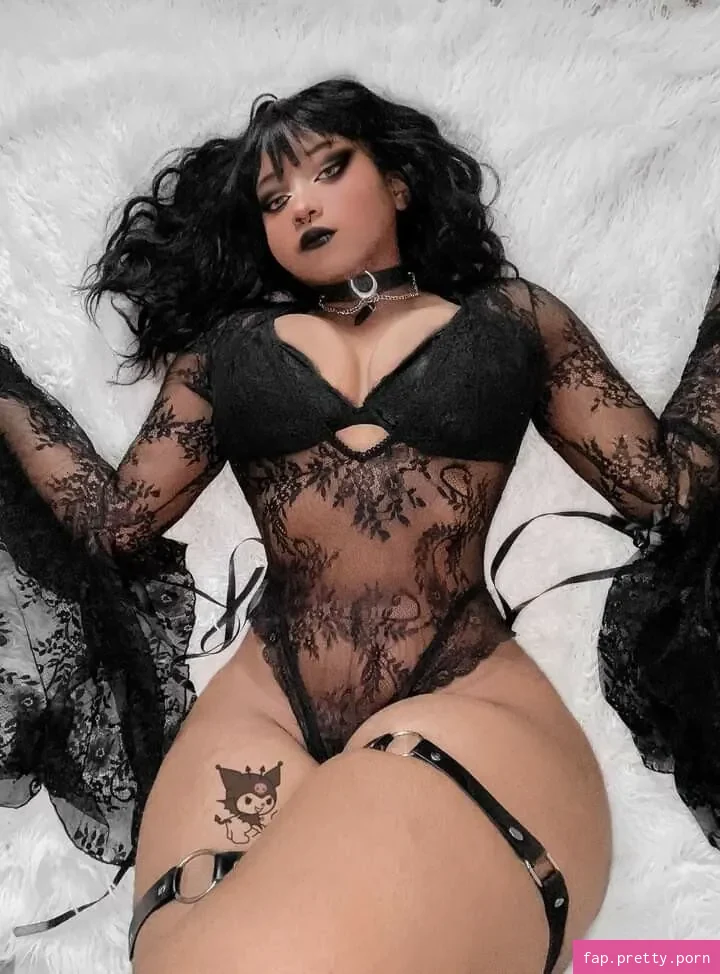 unholyybunnyy - Photo #01
