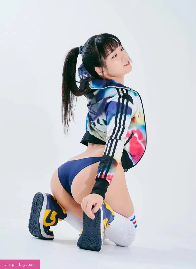 Umi Shinonome - Photo #11