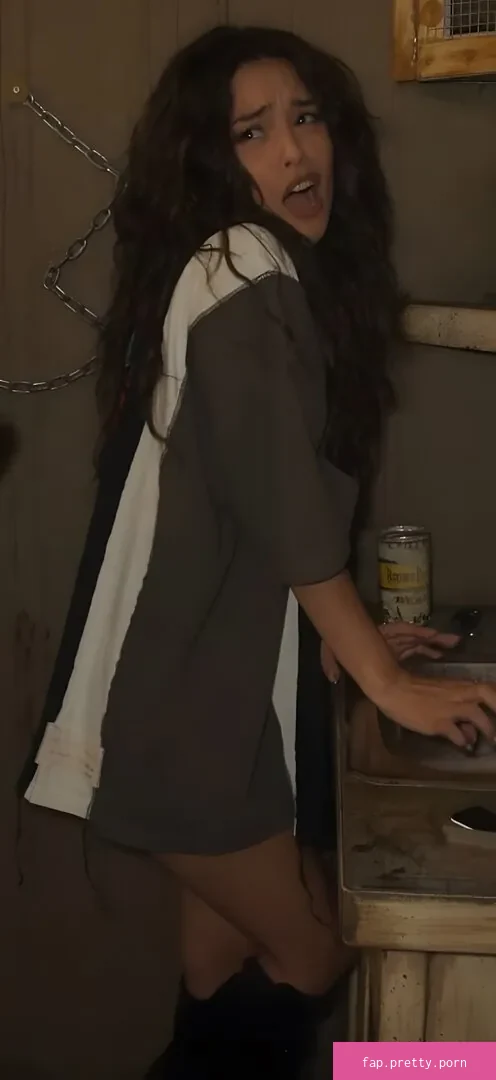 Valkyrae - Photo #36