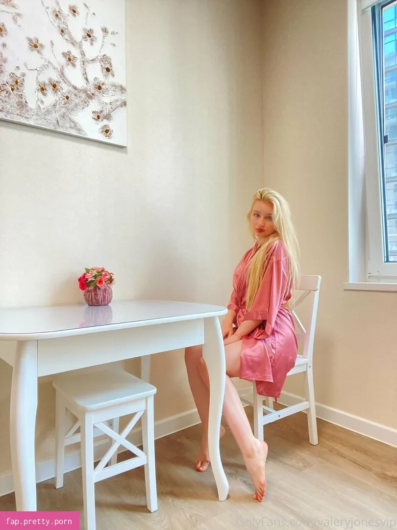 valeryjonesvip - Photo #24
