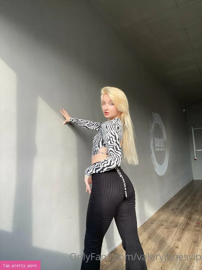 valeryjonesvip - Photo #91