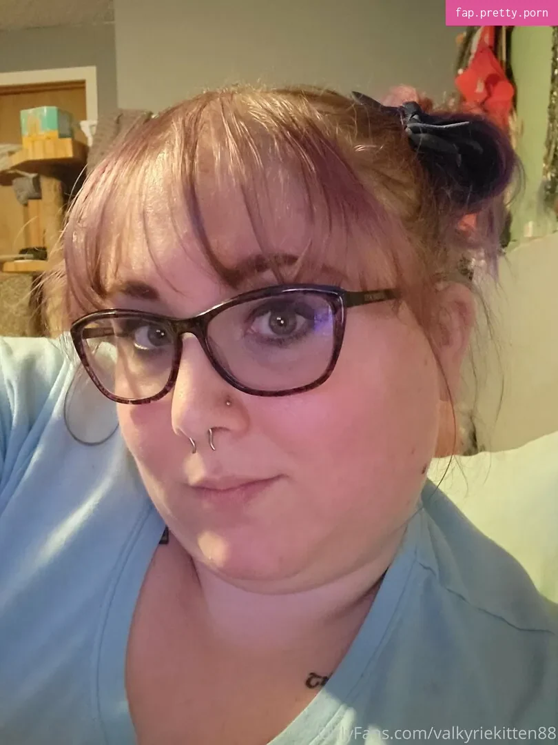 valkyriekitten88 - Photo #27