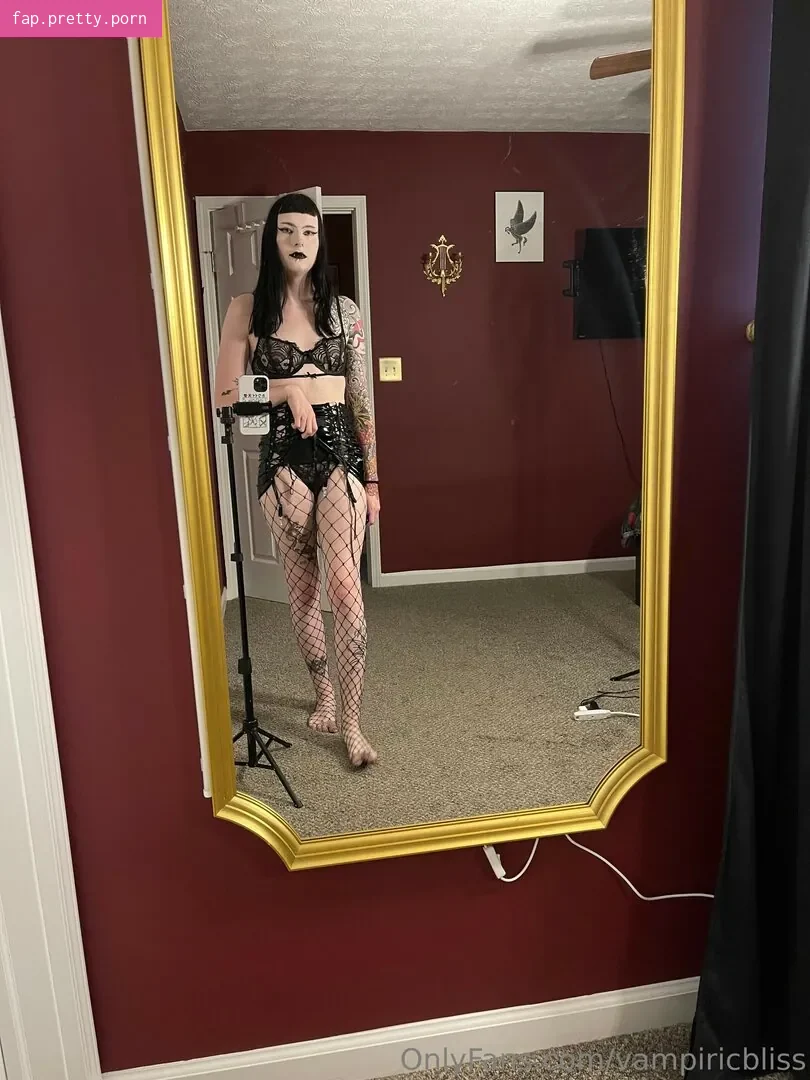 Vampiricbliss - Photo #28