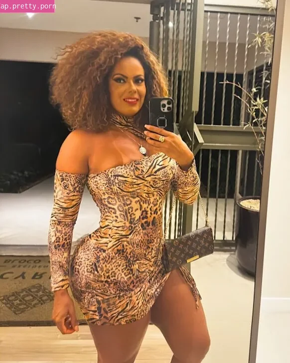 Vanessa Alves - Photo #01