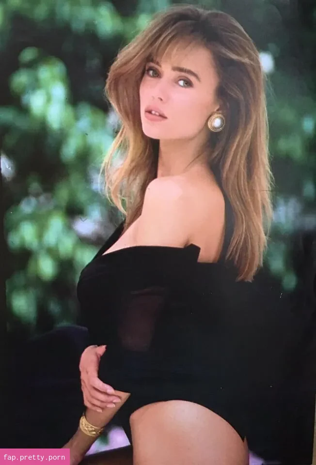Vanessa Angel - Photo #77