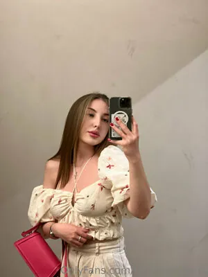 vanessaroom8