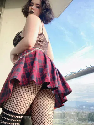 vanessastrawbe1