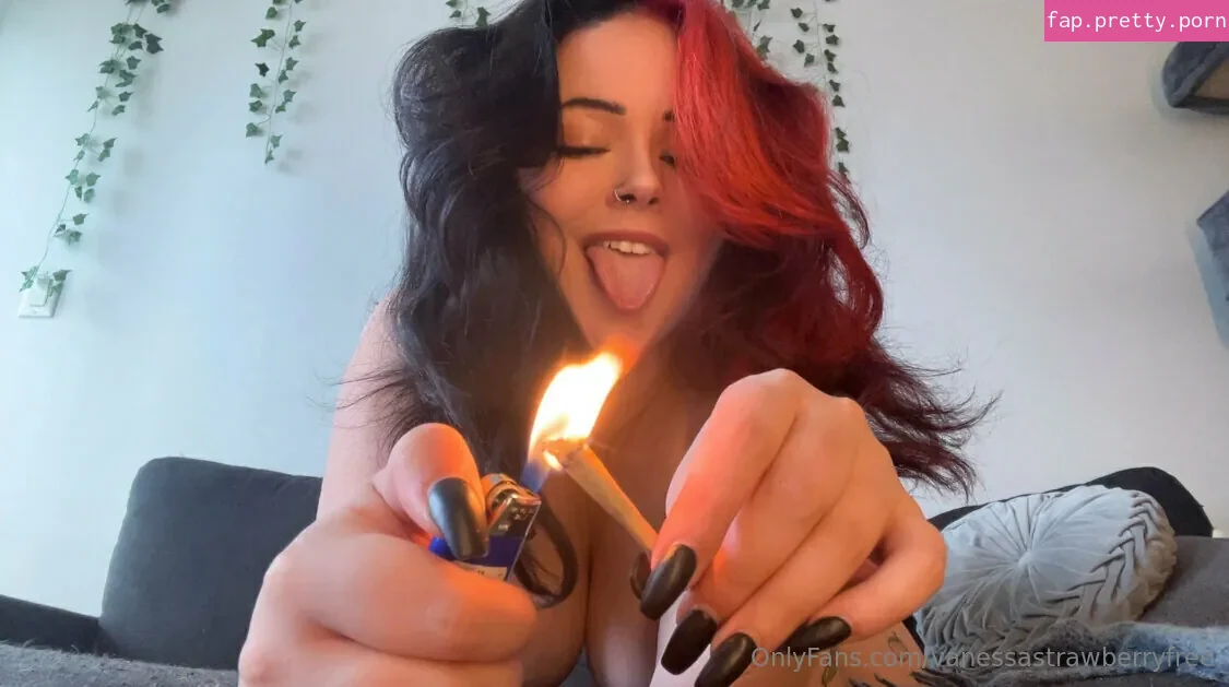 vanessastrawberryfree - Photo #85