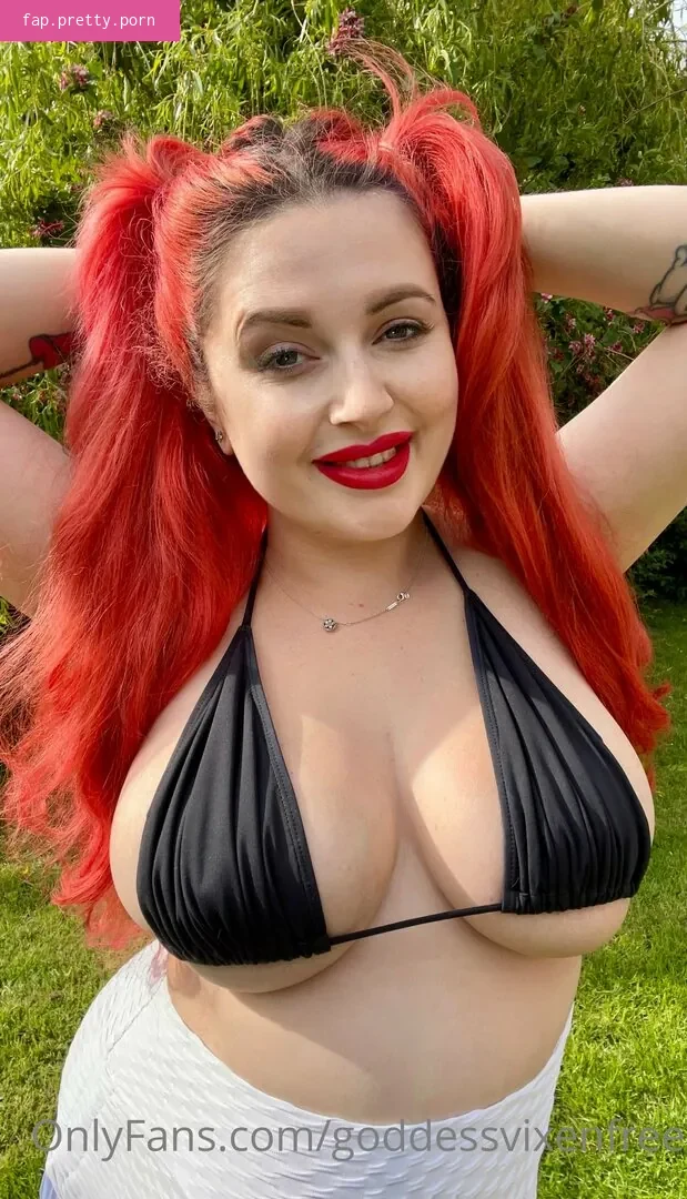 vanessavixenfree - Photo #11