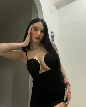Vero__Ava
