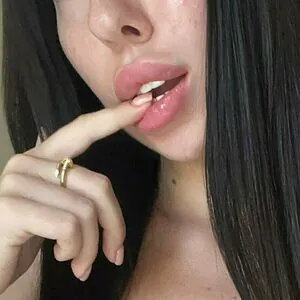 vi_aboutme