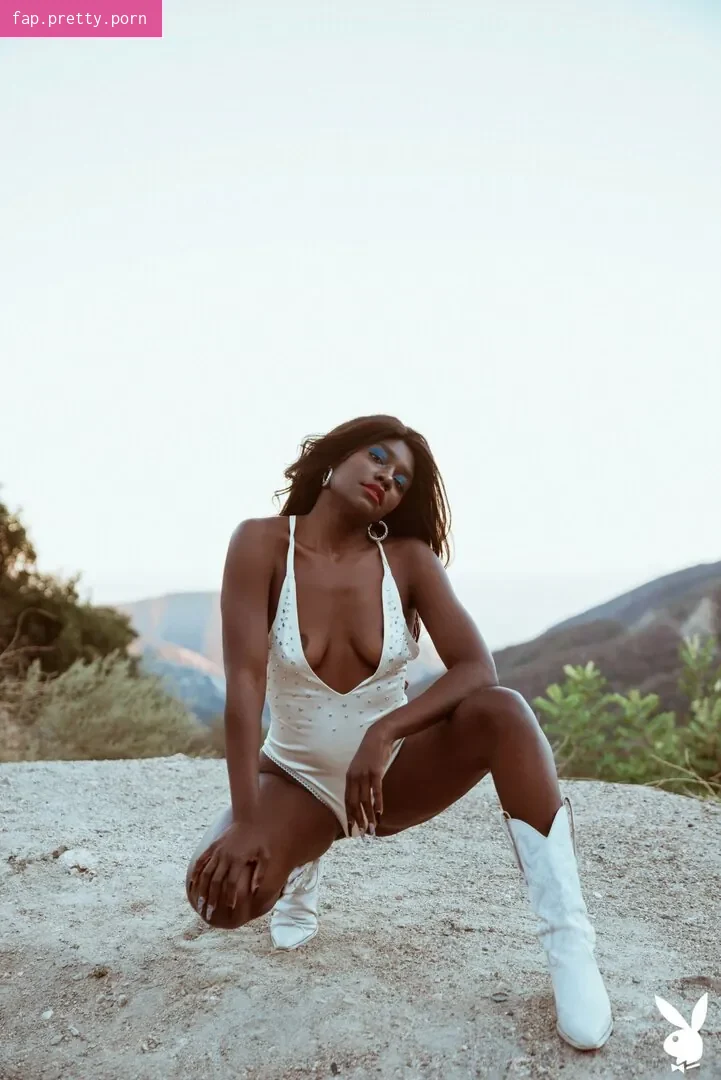 Victoria Antoinette - Photo #94