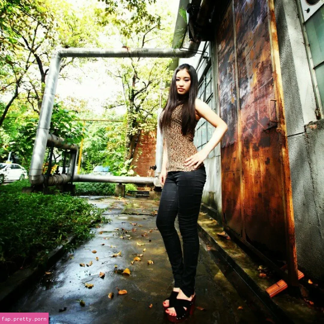 Vivika Babe - Photo #04