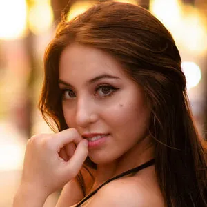 Valentina Castro
