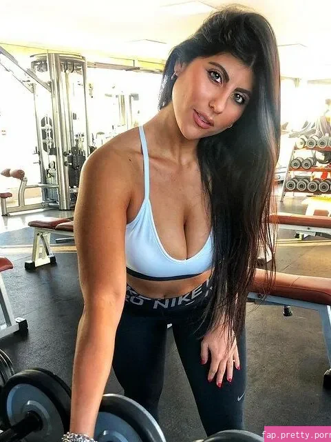 Valentina De Nucci - Photo #01