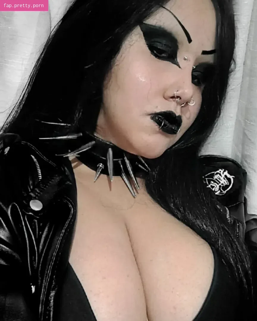 Vicky Draconya - Photo #06