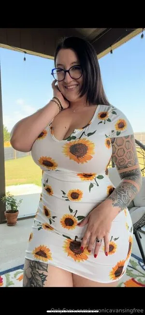 veronicavansingfree
