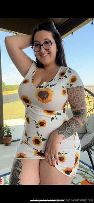 veronicavansingfree