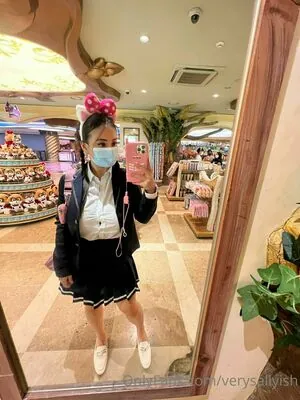 verysallyish