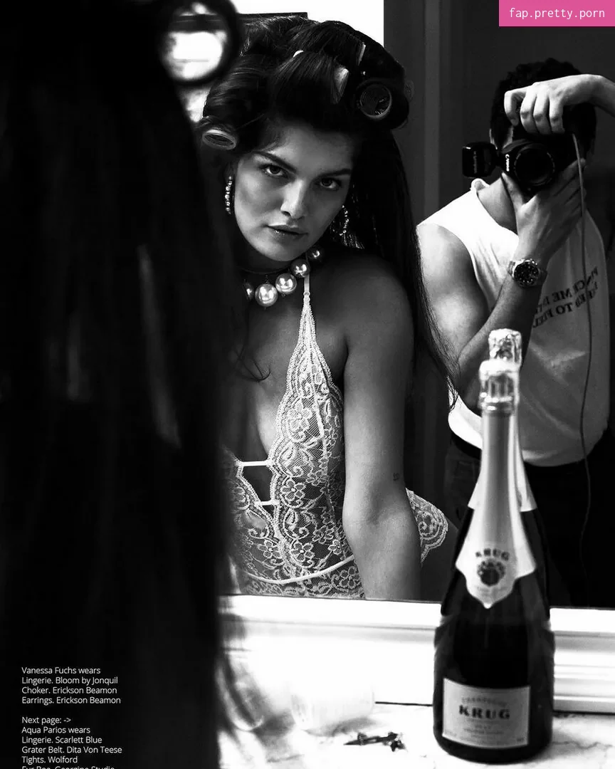 Vanessa Fuchs - Photo #06