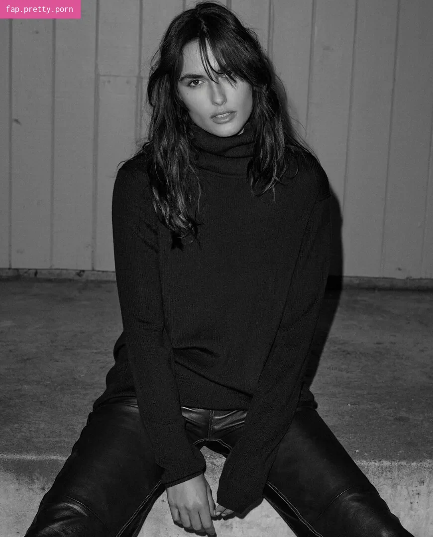 Victoria Frost - Photo #30