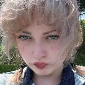 Violet Grohl