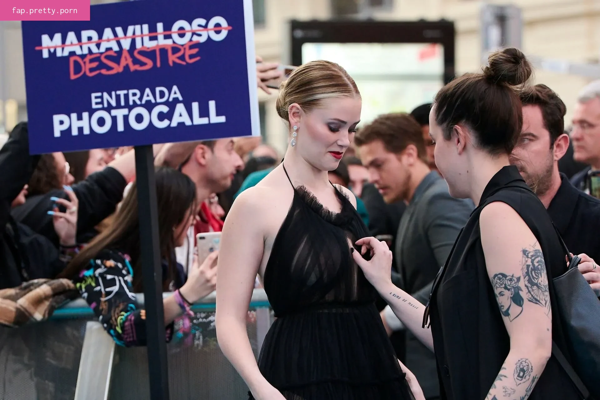 Virginia Gardner - Photo #03
