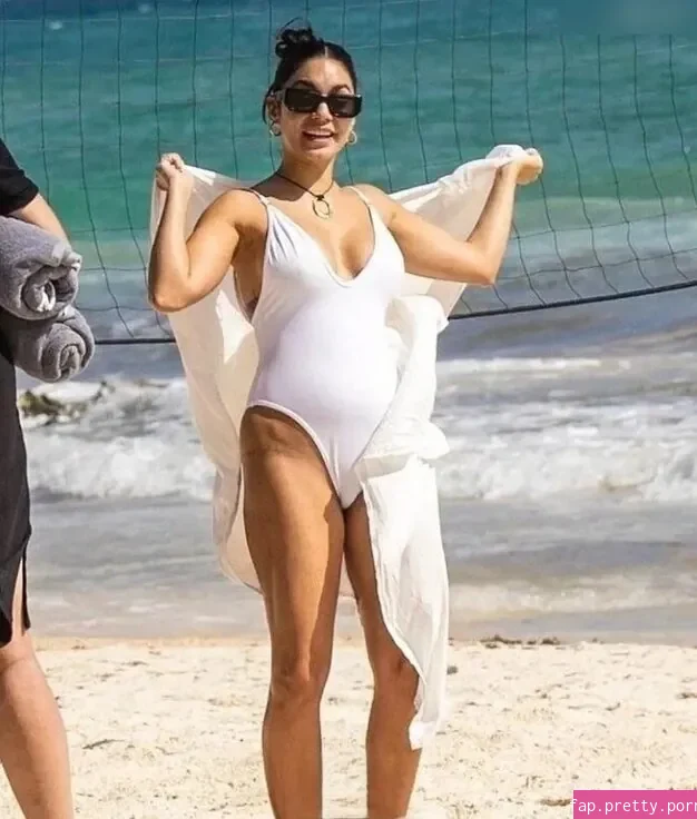 Vanessa Hudgens - Photo #74