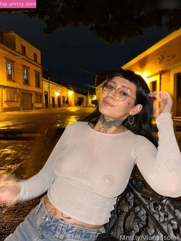 viankasoles - Photo #23