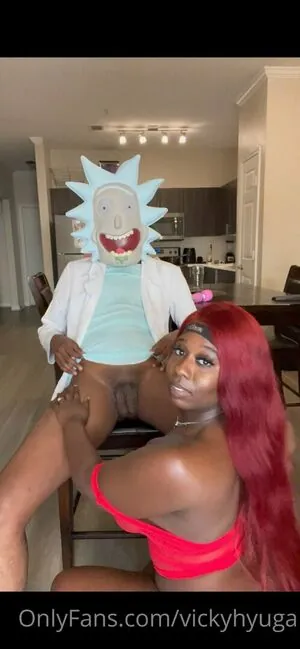 vickyhyuga