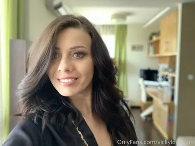 vickyloveporn