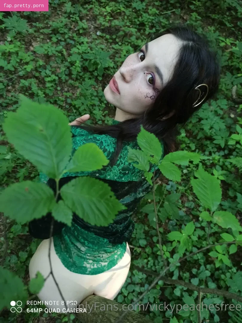 vickypeachesfree - Photo #06