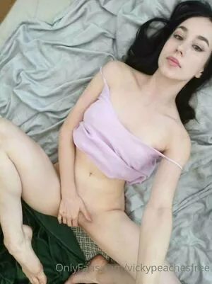 vickypeachesfree