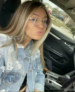 victoriacarolino