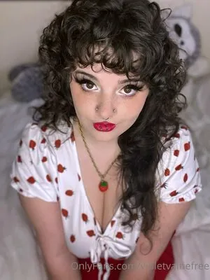 violetvainefree