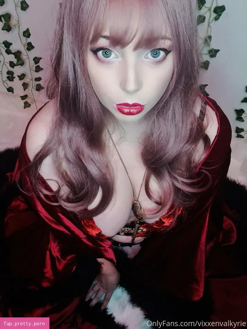 vixxenvalkyrie - Photo #31