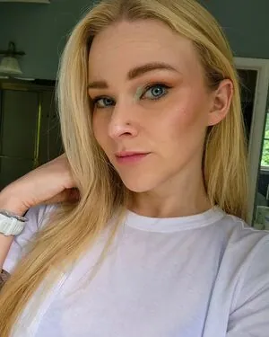 Vixyy64
