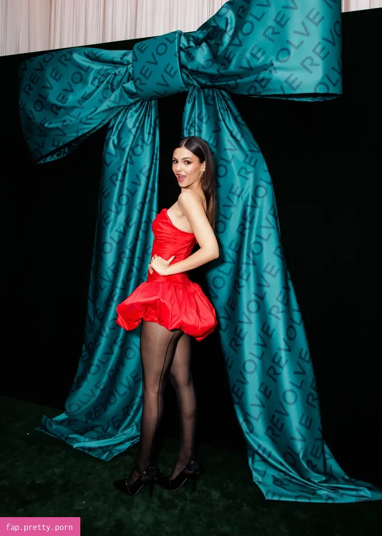 Victoria Justice - Photo #93